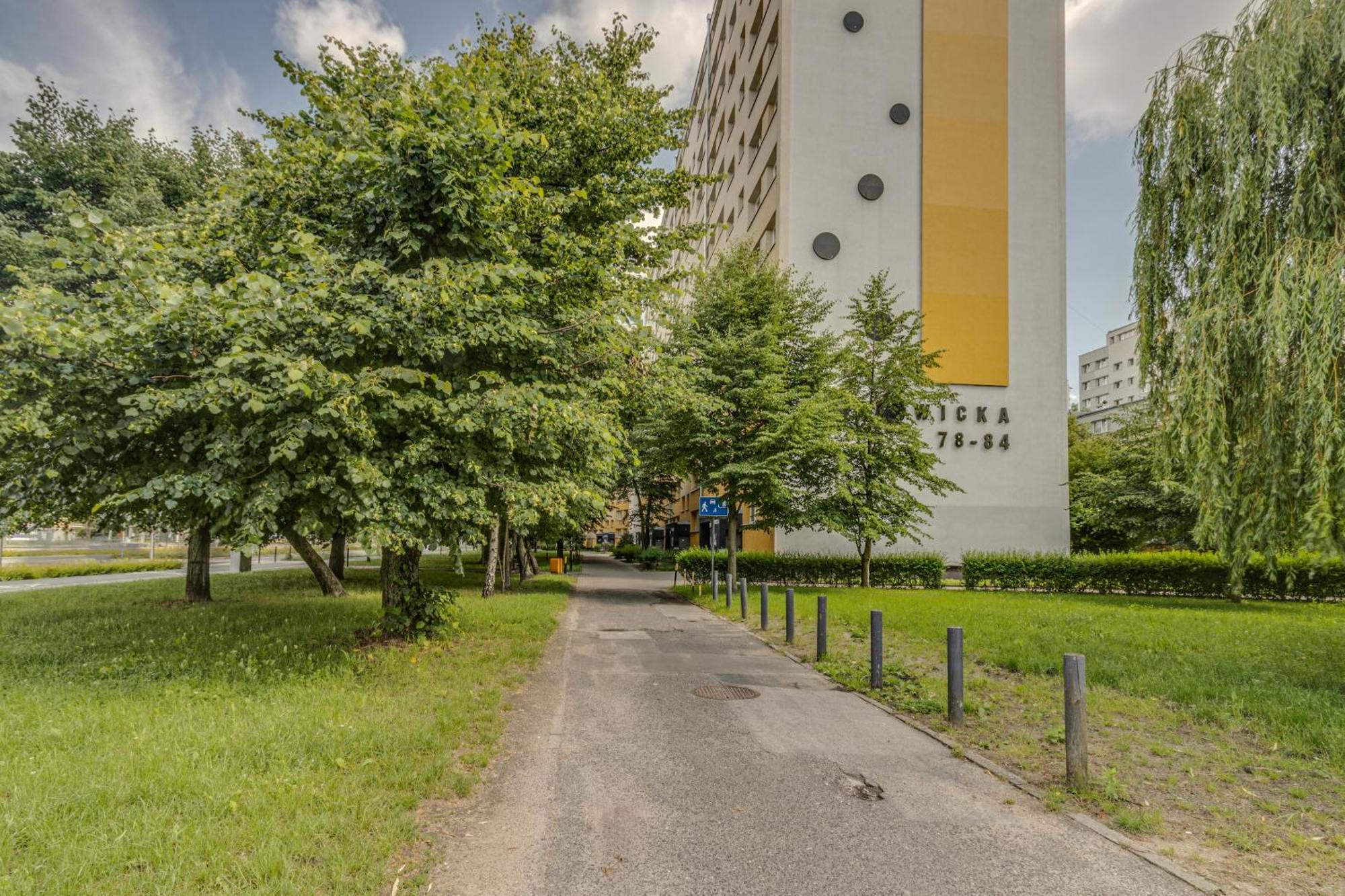 Rentplanet - Apartament Popowicka Apartment Wroclaw Exterior photo